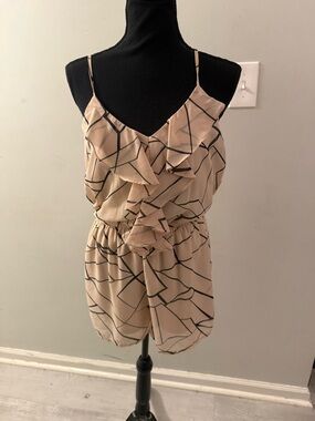 fab'rik Pink Geometric Ruffle V-Neck Romper